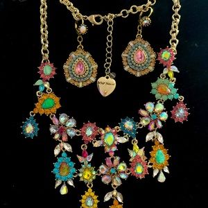 Betsy Johnson necklace